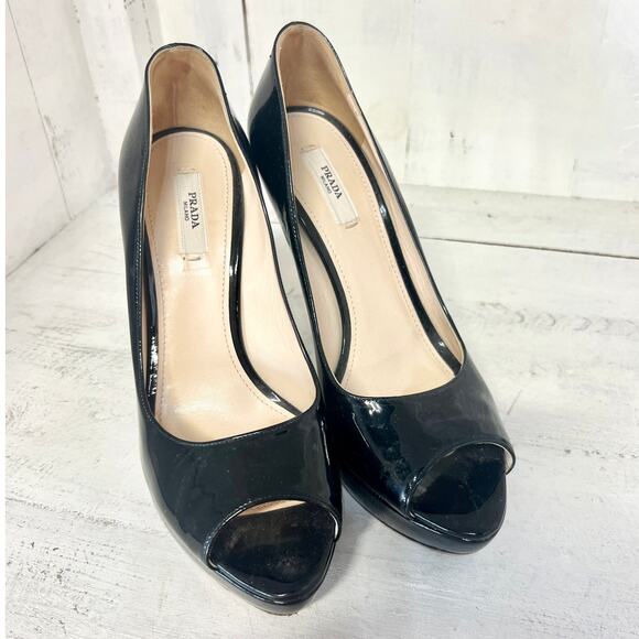 PRADA Patent Leather Slip On Peep Toe Platform Pumps Black Women's 38.5 US 8 - Picture 4 of 10